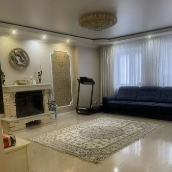 Продается 3-х комнатная квартира, 128 м²