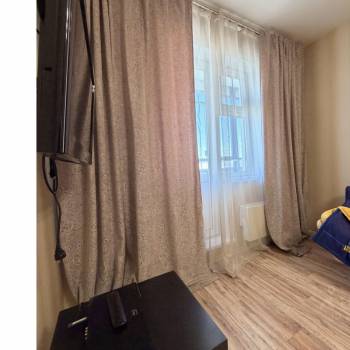 Продается 1-комнатная квартира, 49,6 м²