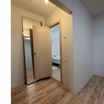 Продается 1-комнатная квартира, 49,6 м²