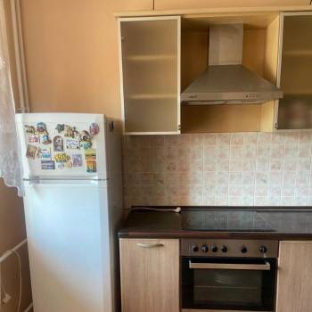 Сдается 1-комнатная квартира, 42 м²