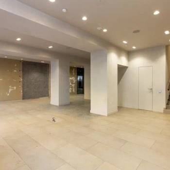 Продается Нежилое помещение, 205,2 м²