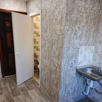Продается 1-комнатная квартира, 10 м²