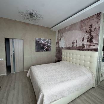 Продается Многокомнатная квартира, 136,7 м²