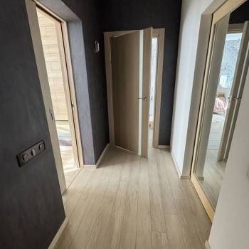 Продается Многокомнатная квартира, 136,7 м²