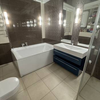 Продается Многокомнатная квартира, 136,7 м²