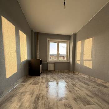 Продается 1-комнатная квартира, 32 м²