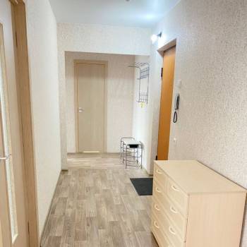 Сдается 2-х комнатная квартира, 70 м²