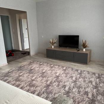 Сдается 2-х комнатная квартира, 56 м²