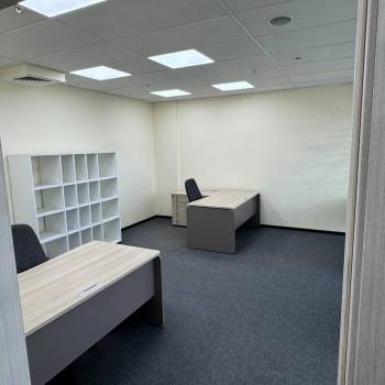 Сдается Нежилое помещение, 162 м²