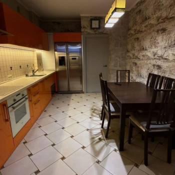 Продается 3-х комнатная квартира, 170 м²