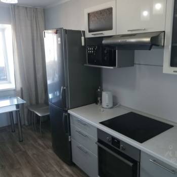 Сдается 1-комнатная квартира, 49,2 м²