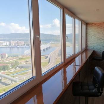 Сдается 1-комнатная квартира, 49,2 м²