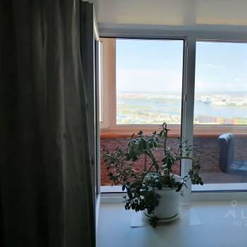 Сдается 1-комнатная квартира, 49,2 м²