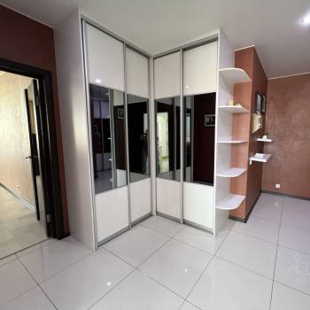 Сдается 2-х комнатная квартира, 60 м²