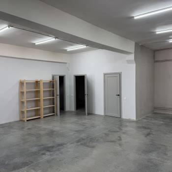 Сдается Нежилое помещение, 230 м²