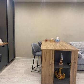 Продается 1-комнатная квартира, 49 м²