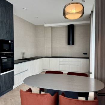 Сдается 2-х комнатная квартира, 114,7 м²