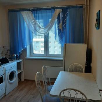 Сдается 1-комнатная квартира, 44 м²