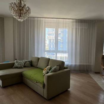Продается 2-х комнатная квартира, 92 м²