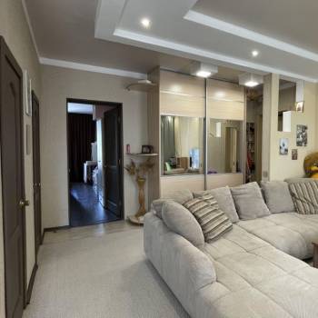 Сдается 2-х комнатная квартира, 59 м²
