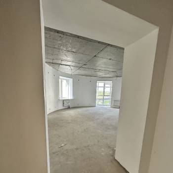 Продается 2-х комнатная квартира, 100 м²
