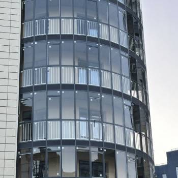 Продается 2-х комнатная квартира, 100 м²