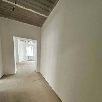 Продается 2-х комнатная квартира, 100 м²