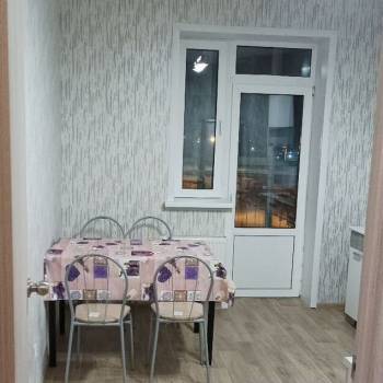 Сдается 2-х комнатная квартира, 65 м²