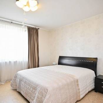 Продается Многокомнатная квартира, 97 м²