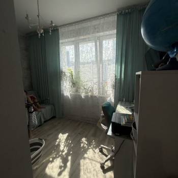 Продается 1-комнатная квартира, 39 м²