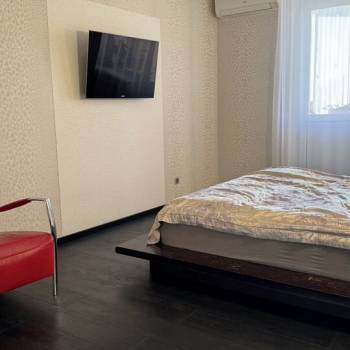 Сдается Многокомнатная квартира, 107 м²