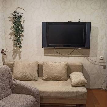 Продается 1-комнатная квартира, 32 м²