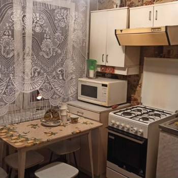 Продается 1-комнатная квартира, 32 м²