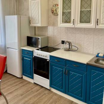 Сдается 1-комнатная квартира, 37 м²