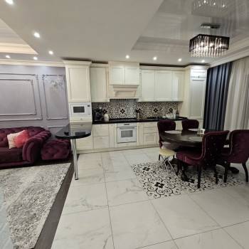 Продается Дом, 210 м²