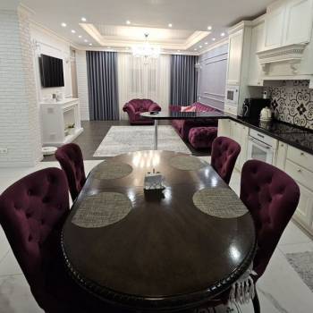 Продается Дом, 210 м²