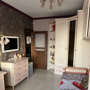 Сдается Многокомнатная квартира, 131 м²