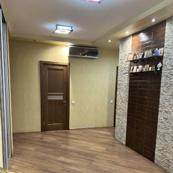 Сдается Многокомнатная квартира, 131 м²