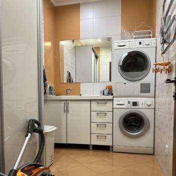 Сдается Многокомнатная квартира, 131 м²