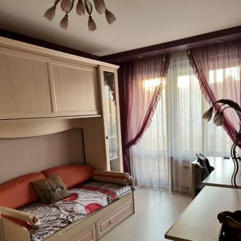 Сдается Многокомнатная квартира, 131 м²