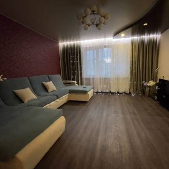 Продается Многокомнатная квартира, 84 м²