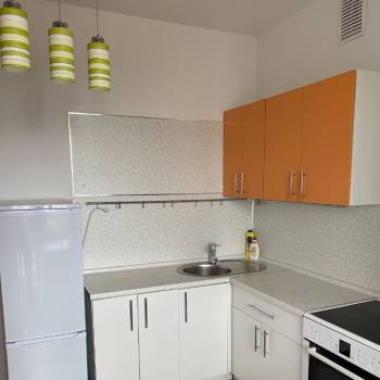 Сдается 1-комнатная квартира, 50 м²