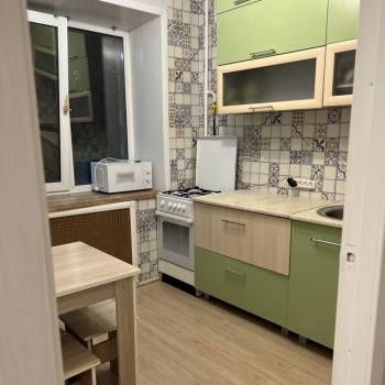 Сдается 1-комнатная квартира, 35 м²