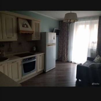 Сдается 1-комнатная квартира, 47 м²