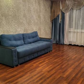 Сдается 2-х комнатная квартира, 80 м²