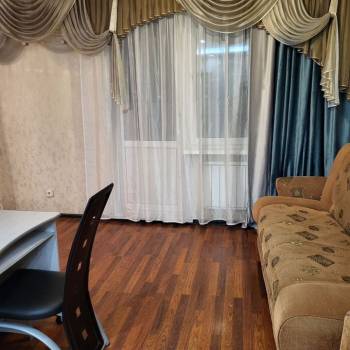 Сдается 2-х комнатная квартира, 80 м²