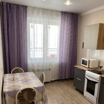 Сдается 1-комнатная квартира, 38 м²