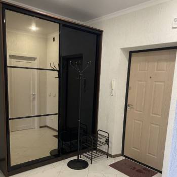 Сдается 1-комнатная квартира, 38 м²