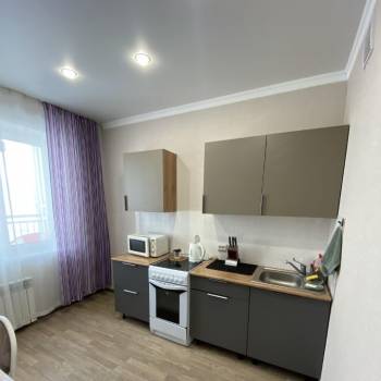 Сдается 1-комнатная квартира, 38 м²