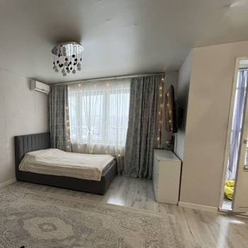 Продается 1-комнатная квартира, 41 м²